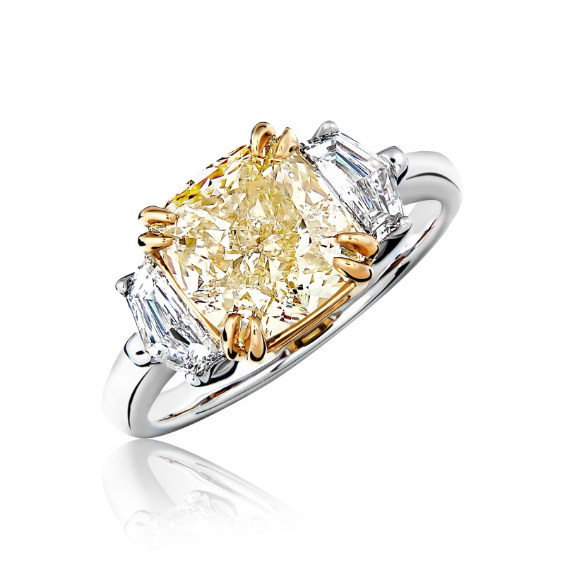 CUSHION DIAMOND 3.17 CT FANCY LIGHT YELLOW/VS2 RING (GIA)