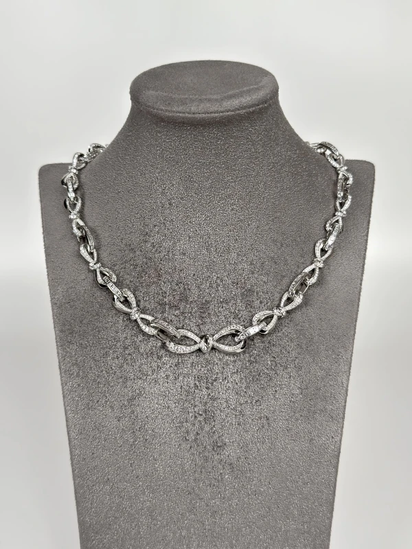 GRAFF Tilda's Bow Diamond Link Necklace RGN975 5