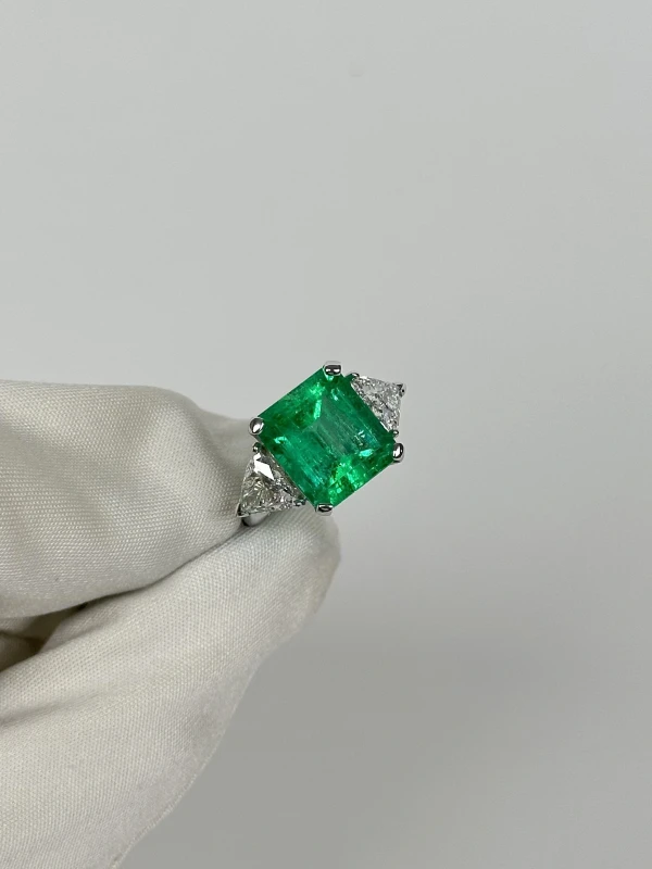 СЕРЬГИ NO NAME EMERALD 6.46 CT GREEN RING (SIZE 50) NN6.46 3