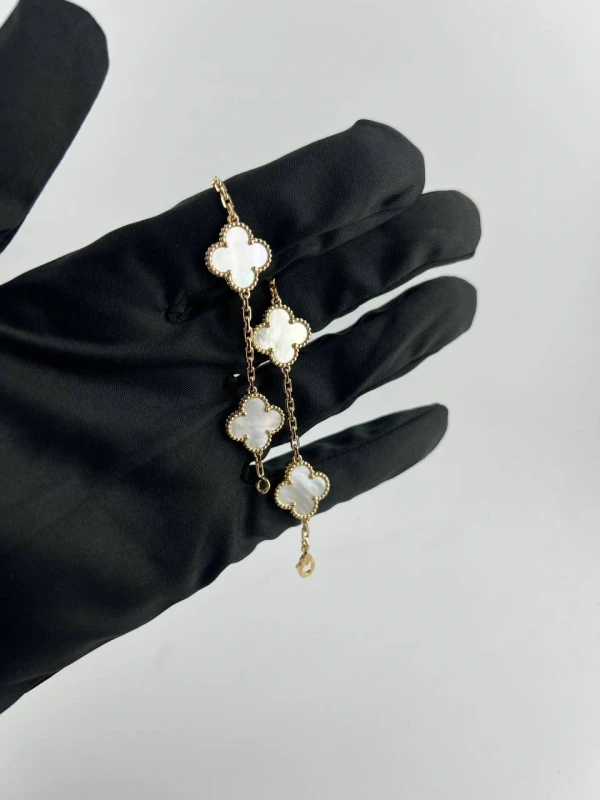 Van Cleef & Arpels VINTAGE ALHAMBRA BRACELET, 5 MOTIFS VCARA41800 3