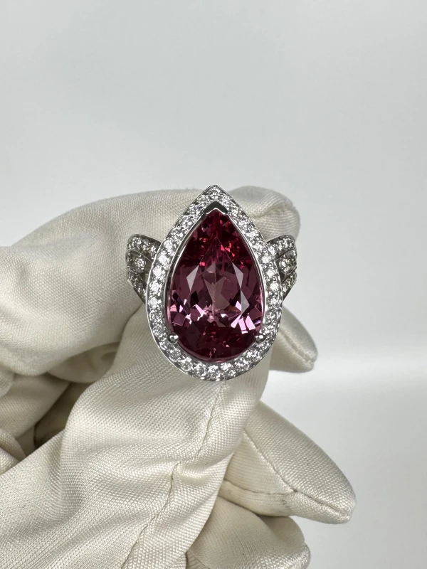 Earrings without a brand SPINEL 6.05 CT RING (SIZE 56) 7828661 2