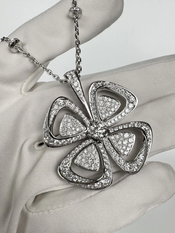 No name DIAMOND FLOWER NECKLACE nnFlower 4
