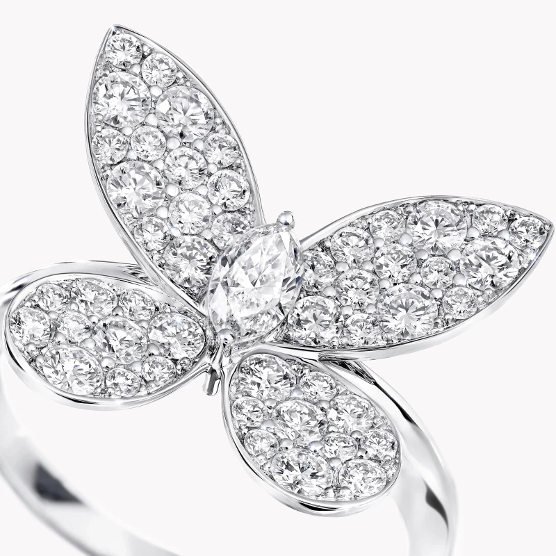 GRAFF Pavé Butterfly Diamond Ring RGR209 2