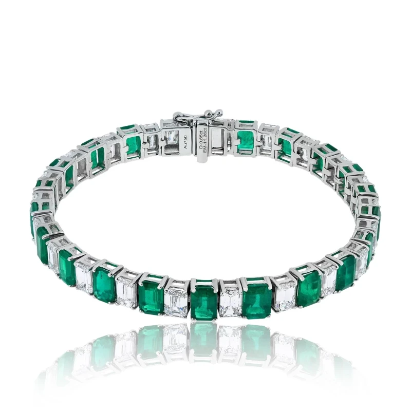EMERALD 9.65 CT AND DIAMOND 11.26 CT BRACELET