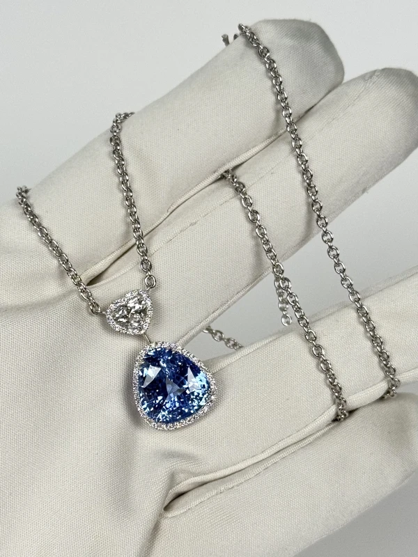 СЕРЬГИ NO NAME SAPPHIRE PENDANT 11.50ct. WHITE GOLD 0.90ct E/VS2 4