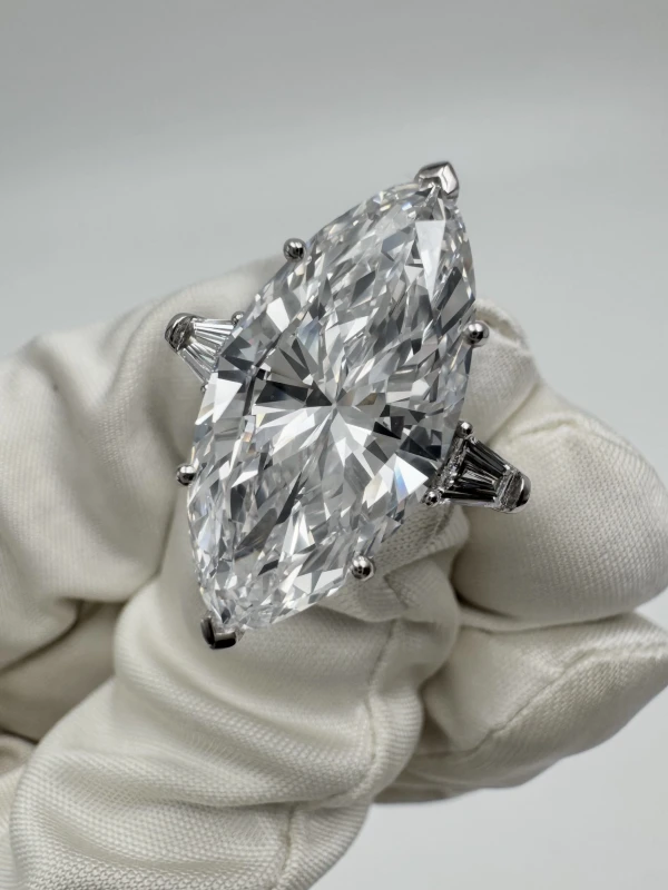 No name MARQUISE DIAMOND 9.06 CT D/VS1 RING (GIA) 109-NN9.06 4