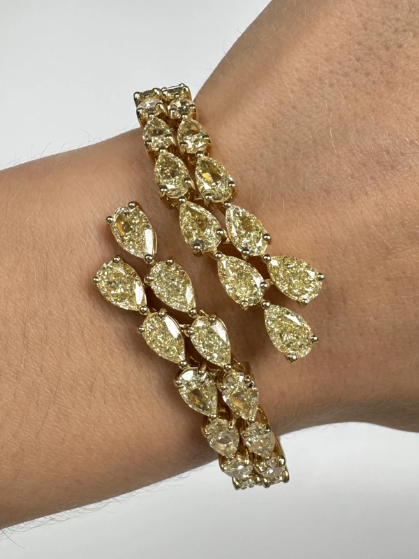 DeRosa PEAR DIAMONDS 34.03 CT FANCY LIGHT YELLOW BRACELET (SIZE 17) B514421 4