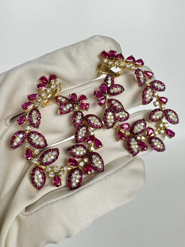 Earrings without a brand СЕРЬГИ С РУБИНАМИ И БРИЛЛИАНТАМИ, YELLOW GOLD leaves with rubies 4