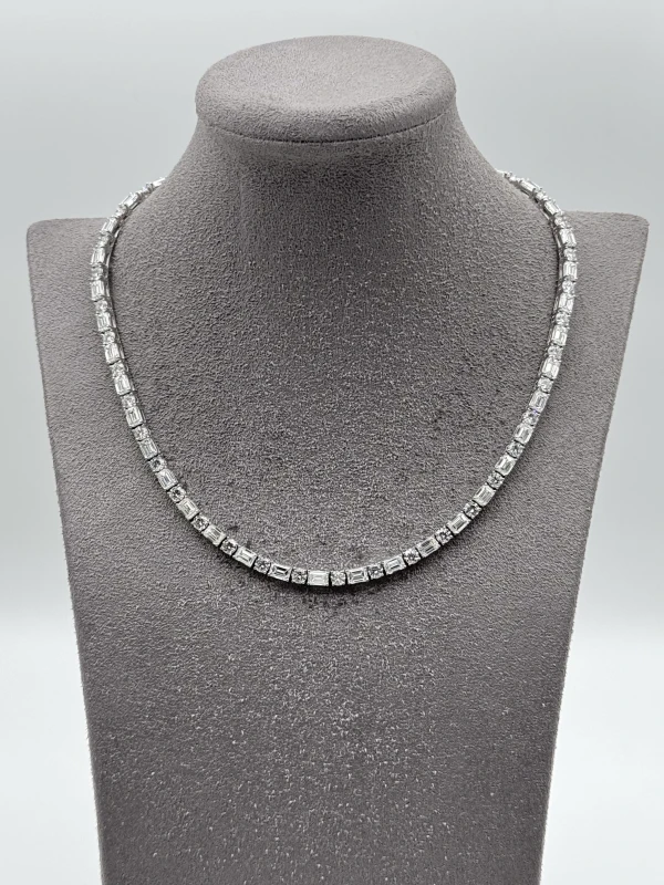 Earrings without a brand EMERALD & ROUND DIAMONDS 29.00 CT F-G/VVS1-VS2 NECKLACE (GIA) NN29.00CT 3