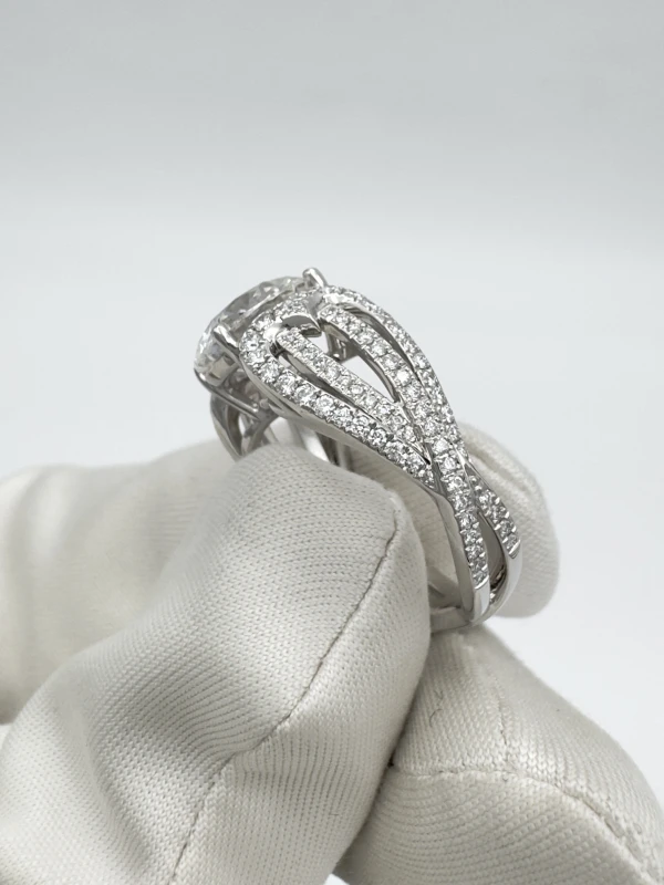 De Beers ROUND DIAMOND 3.02 CT F/VS2 RING (GIA) 2519576 4