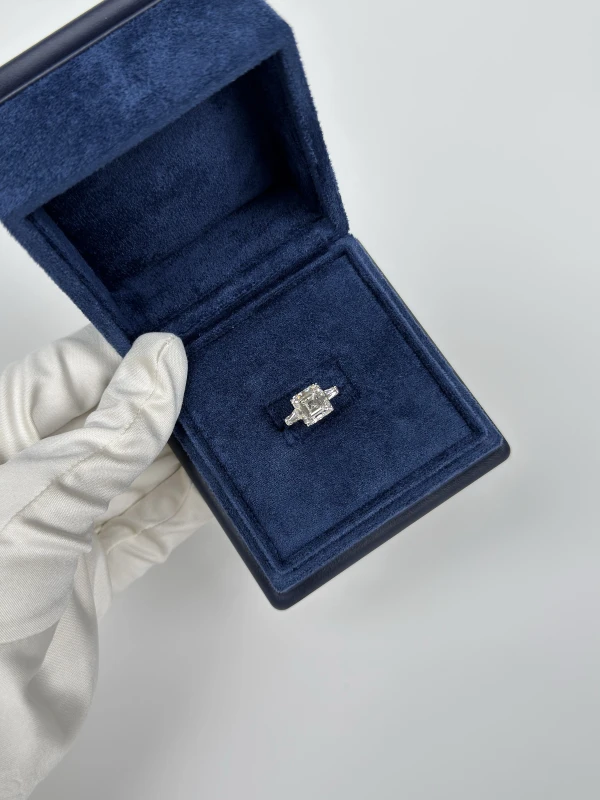 СЕРЬГИ NO NAME ASHER DIAMOND 4.01 CT H/VS1 RING (GIA) NN4.01H 6