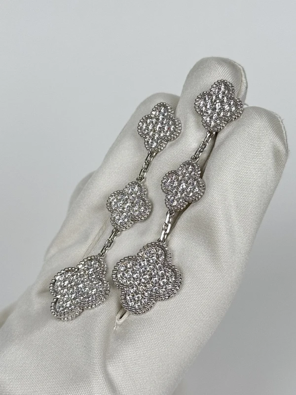Van Cleef & Arpels MAGIC ALHAMBRA DIAMOND EARRINGS VCARN9MR00 4