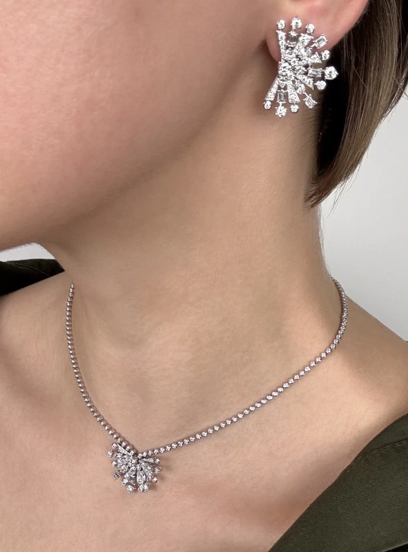 Graff New Dawn Multi-Shape Diamond Chain Pendant RGP668 6