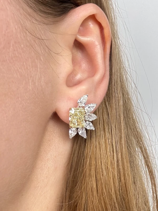 No name RADIANT DIAMOND 3.01-3.04 CT W to X—Y to Z/VS1-VS2 EARRINGS (GIA) nn3.01-3.04 4
