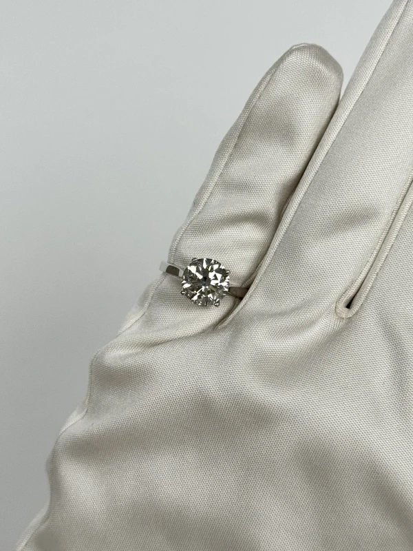 СЕРЬГИ NO NAME ROUND DIAMOND 3.02 CT M/SI1 RING (GIA) NN3.02CT M/SI1 (GIA) 5