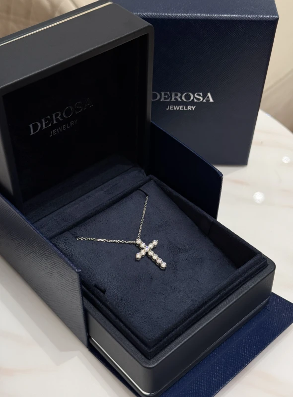 DeRosa DIAMOND CROSS 1.51 CT FINE WHITE/VS C105980 2