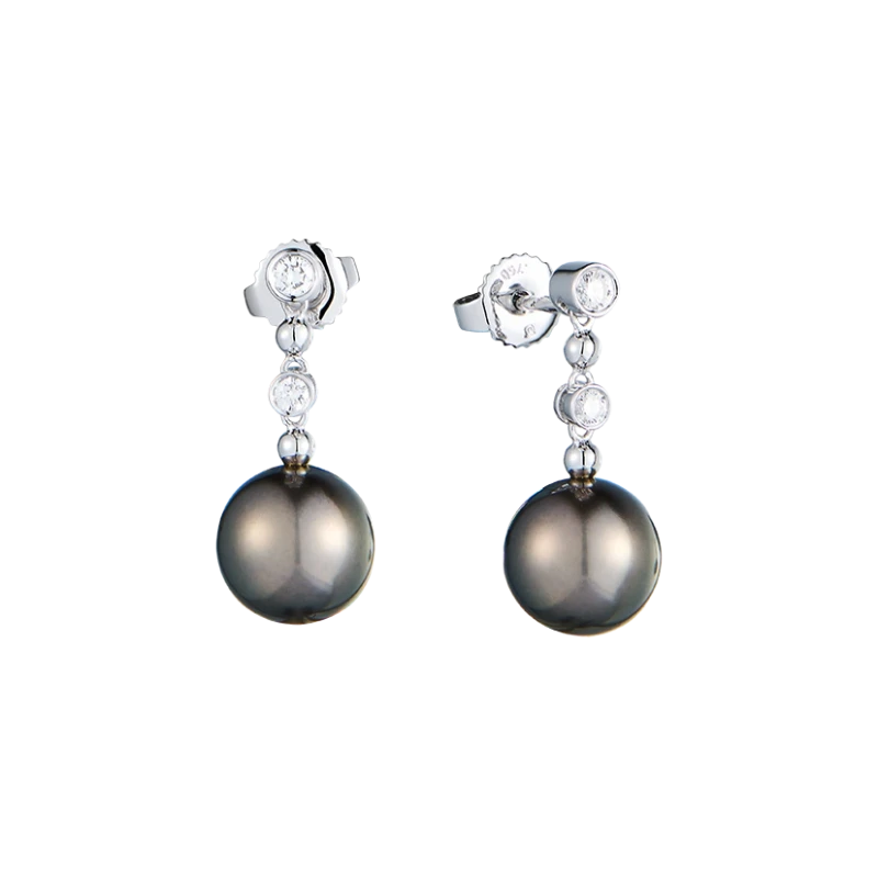 CLASSIC ELEGANCE PEARL EARRINGS