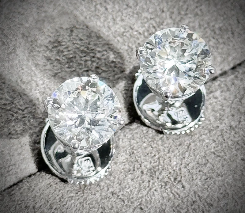 Earrings without a brand DIAMOND EARRINGS 2.00 - 2.00 CT G/VS1 2.00 - 2.00 CT G/VS1 5