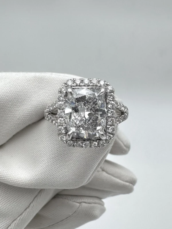 No name CUSHION DIAMOND 3.01 CT D/SI1 RING NN3.01D/SI 2
