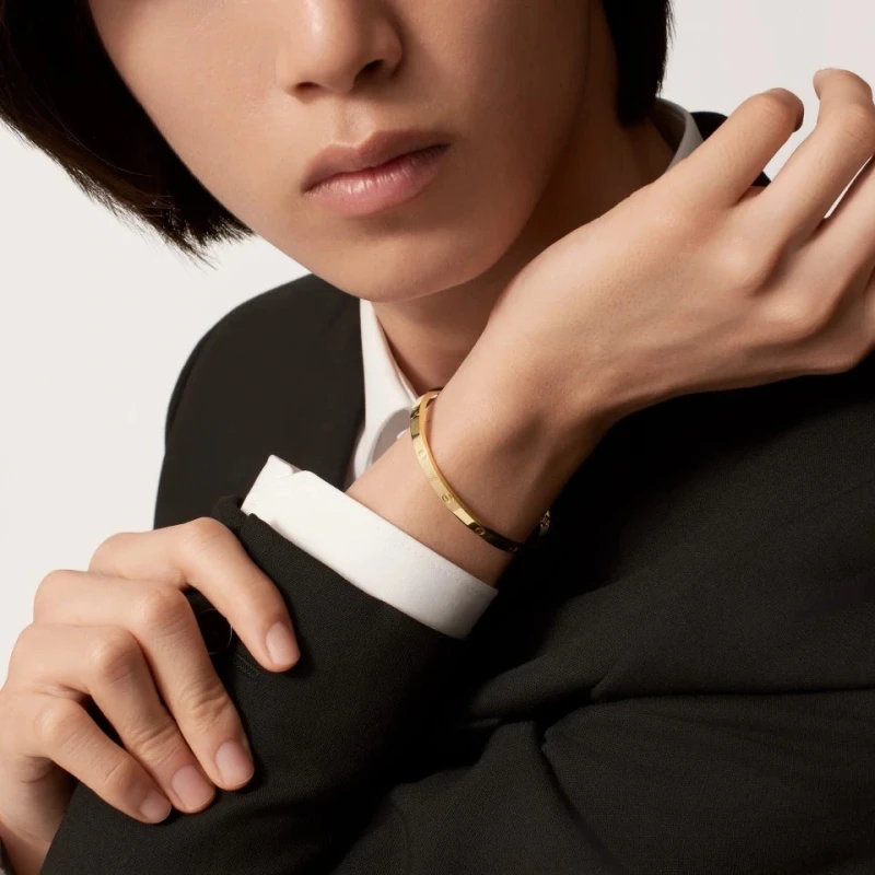 Cartier LOVE BRACELET, SMALL MODEL, YELLOW GOLD (SIZE 16) B6079116 4