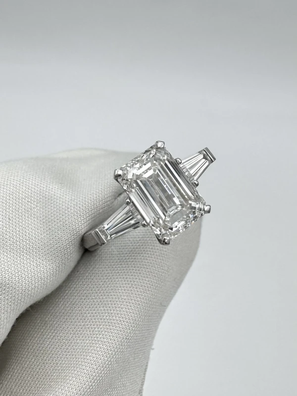 DeRosa EMERALD DIAMOND 3.01 CT G/VS1 RING (GIA) R419345B 3