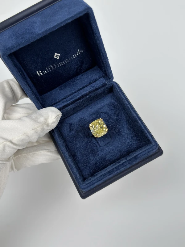 RalfDiamonds CUSHION DIAMOND 14.04 CT FANCY YELLOW/VVS2 RING (SIZE 51) 14.04ct FY VVS2 7