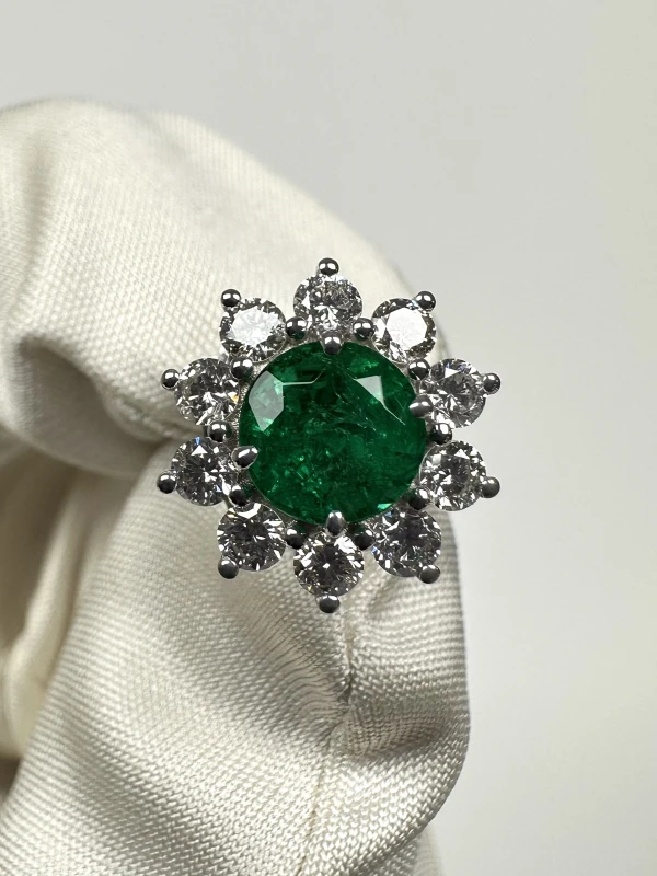 DeRosa Emerald 2,32 ct and Diamond 1,39 ct Earrings E6413717 4