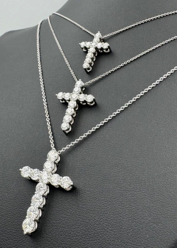 GRAFF DIAMOND CROSS PENDANT, SMALL MODEL RGP007 4