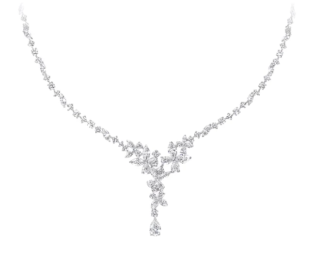 CLASSIC BUTTERFLY DIAMOND NECKLACE
