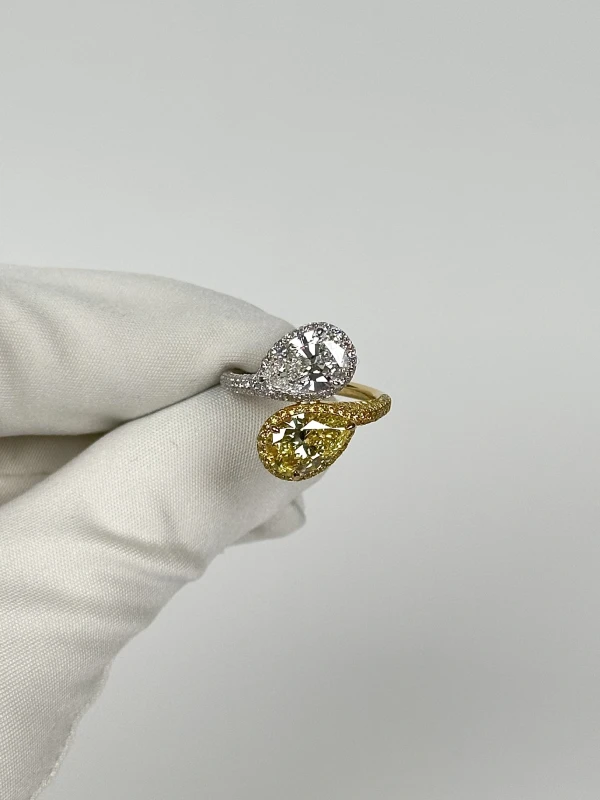 RalfDiamonds RDR2.01-2.02CT PEAR DIAMOND 2.01 - 2.02 CT RING (SIZE 54) RDR2.01-2.02CT 2