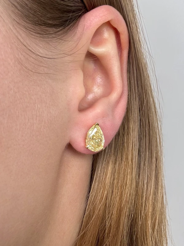 No name Fancy Yellow Pear Shape Diamond 3.02 - 3.01 ct Earrings (GIA) NN3.02-3.01FY 4