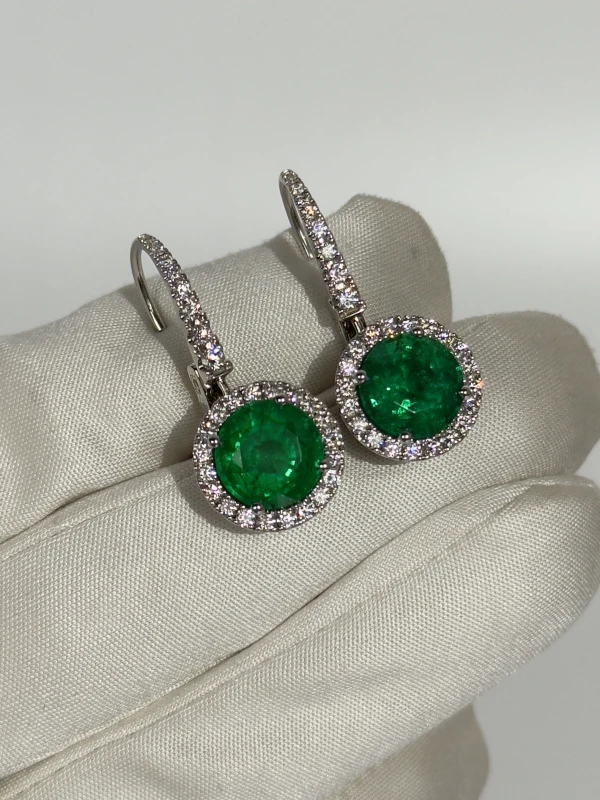 DeRosa EMERALD 3.97 - 4.40 CT VIVID GREEN EARRINGS (GRS) E130691 4