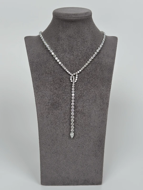 Graff DIAMOND NECKLACE 35.28 CT GRN 35.28. CT 3