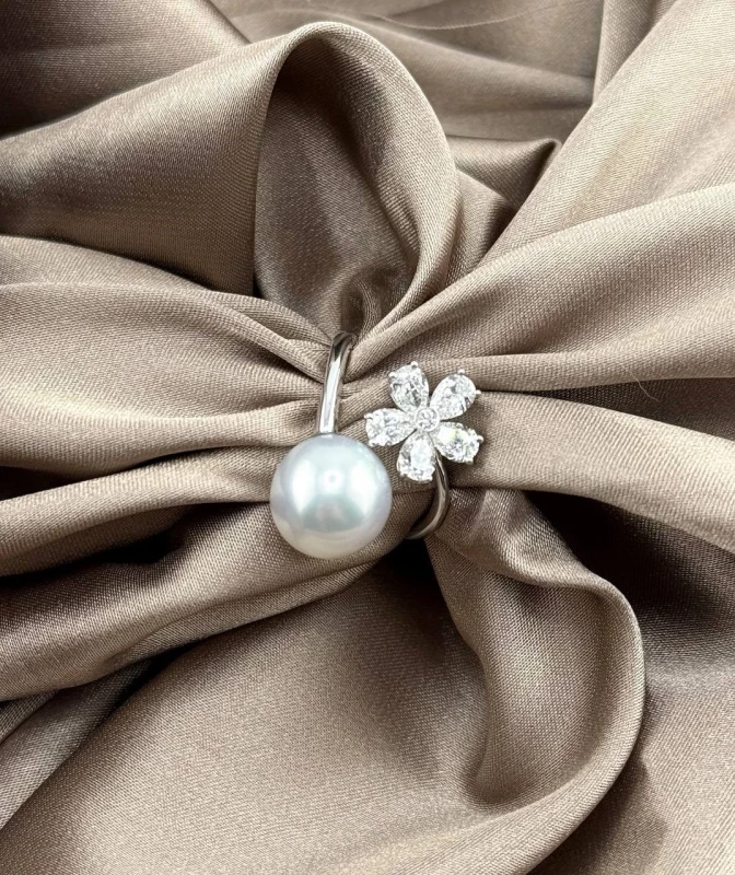 Mercury FLOWER RING, PEARL AND DIAMONDS, WHITE GOLD MR22998/PRL10/FL 5