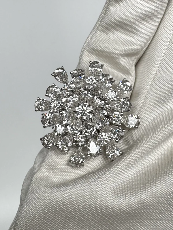 CRIVELLI PEARS & ROUNDS DIAMONDS RING (SIZE 53) 159-C082 3