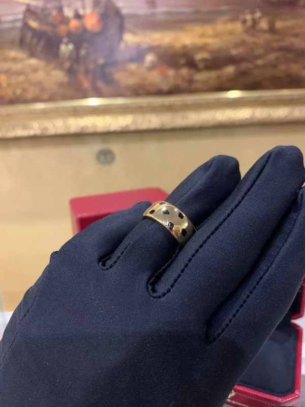 Cartier PANTHER SPOTTED LAQUER RING, YELLOW GOLD CARTIER PANTHERE 6