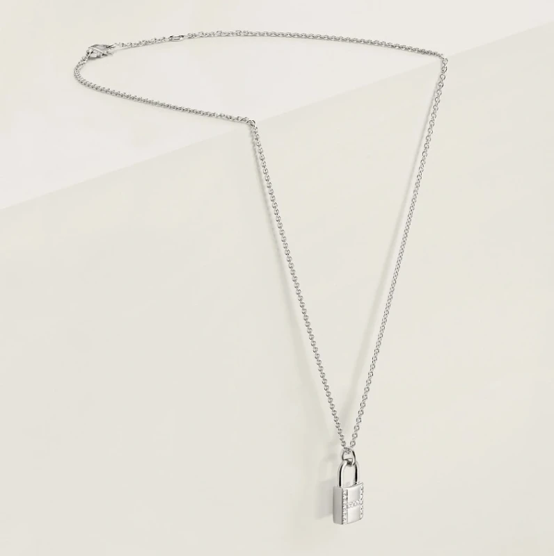 Hermès Kelly Cadenas pendant H121333B 00 2