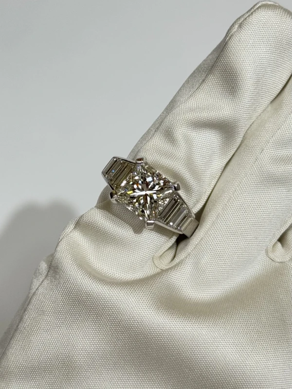 RalfDiamonds КОЛЬЦО С БРИЛЛИАНТОМ 5.20 CT L/VS2 5.20 CT L/VS2 4