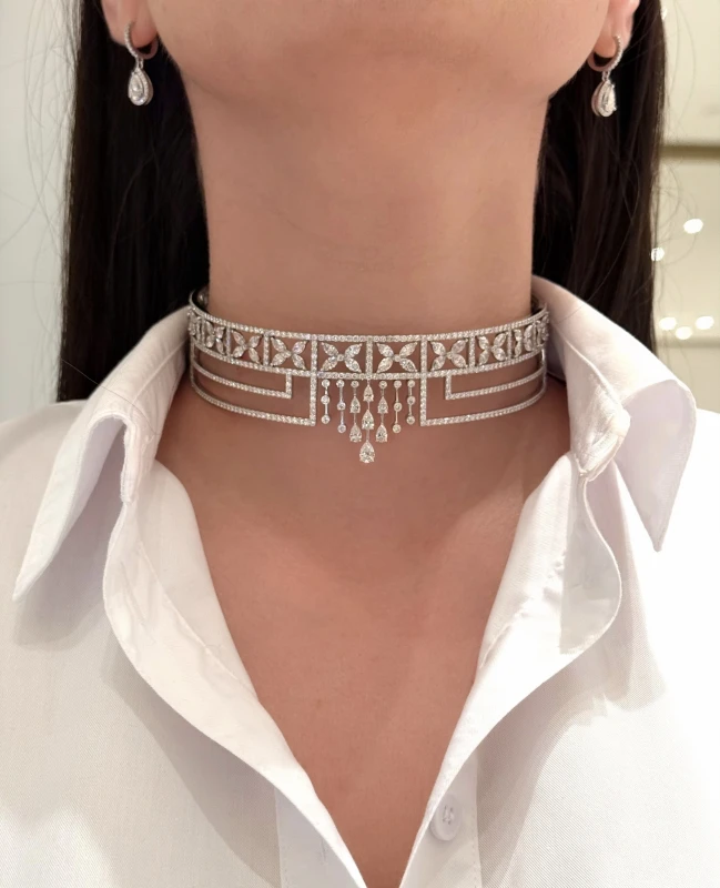 DeRosa Choker White Gold & Diamonds N82.740 4