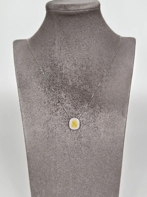 No name CUSHION DIAMOND 1.00 CT FANCY LIGHT YELLOW/SI2 PENDANT (GIA) nn1.00ct FLY/SI2 2