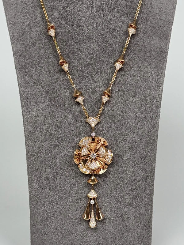 Bvlgari DIVA DREAM NECKLACE ROSE GOLD 407872 3