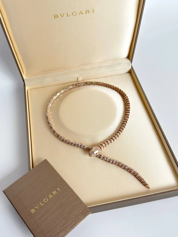 Bvlgari HIGH JEWELLERY SERPENTI MOTHER-OF-PEARL NECKLACE N3455 3