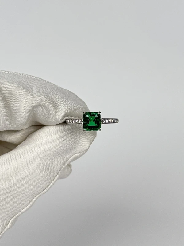 Cartier EMERALD 2.07 CT VIVID GREEN RING (SIZE 55) CR2.07 2