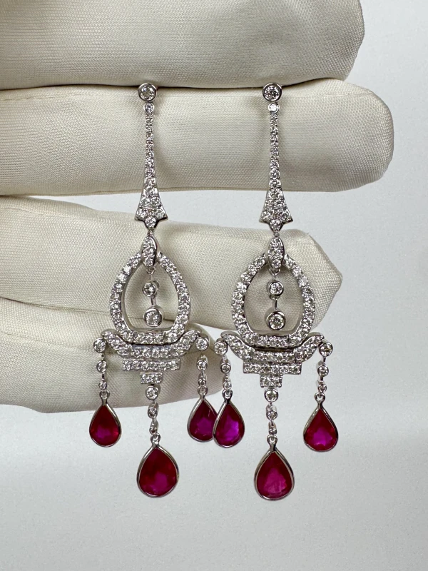 DIAMONDS & RUBY EARRINGS TAV75 3
