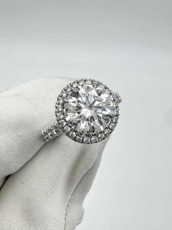 Cartier ROUND DIAMOND 2.19 СТ Н/VS1 RING (GIA) N4246850 3
