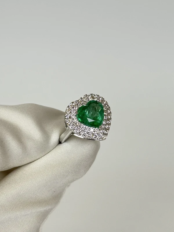 Earrings without a brand EMERALD 3.50 CT RING (SIZE 55) EM 3.50 CT 3