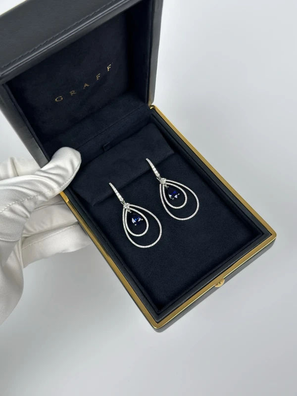 Graff DIAMOND SURROUNDS AND FRENCH WIRE SAPPHIRES EARRINGS GE 6