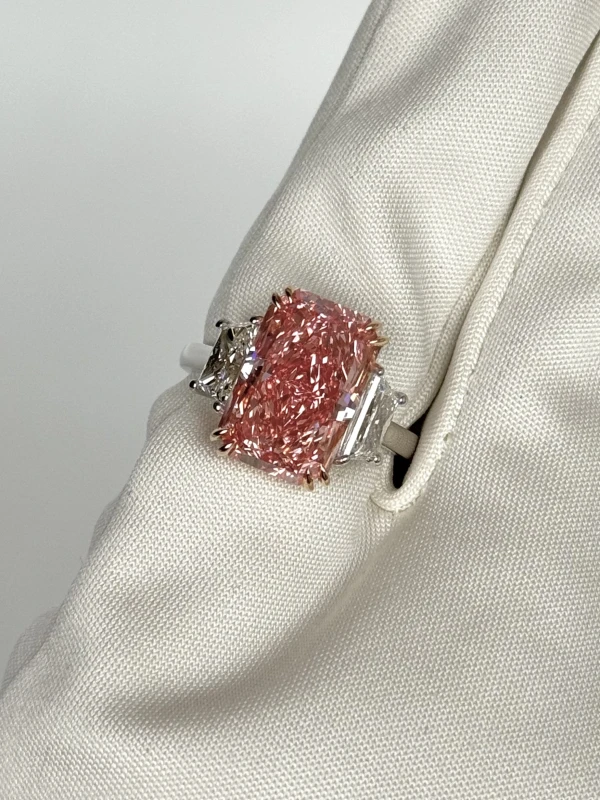 СЕРЬГИ NO NAME DIAMOND 6.09 CT FANCY INTENSE PINK/VVS2 RING (GIA) 6.09CT FIP/VVS2 4