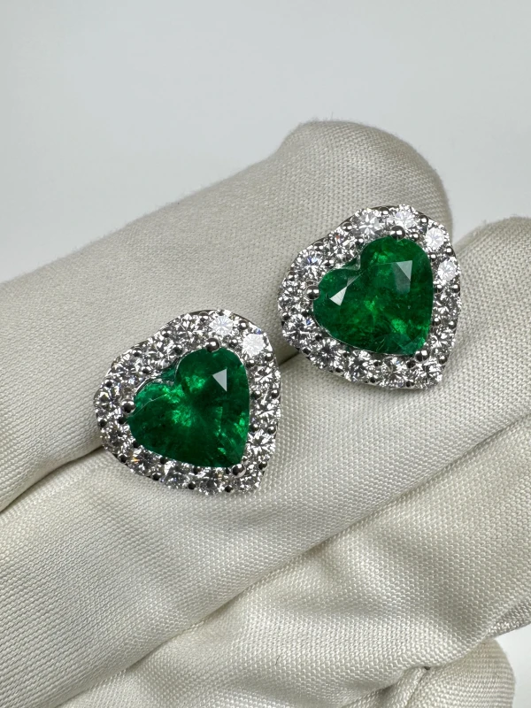 RalfDiamonds HEART EMERALD 3.01-3.05 CT VIVID GREEN EARRINGS RFD3.01-3.05CT 4
