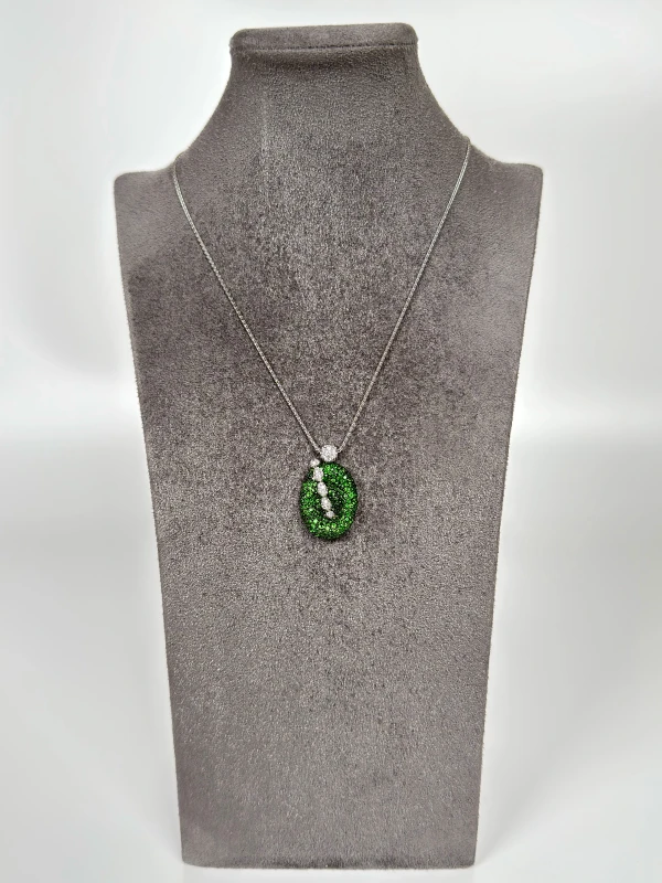 De Grisogono TSAVORITES & DIAMONDS PENDANT 92252/12 2